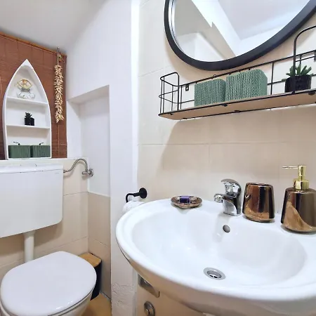 Apartman By Lux
