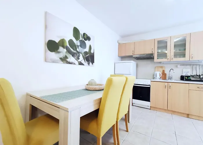 Apartman By Lux Split