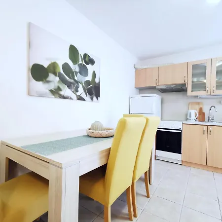 Apartment By Lux Split